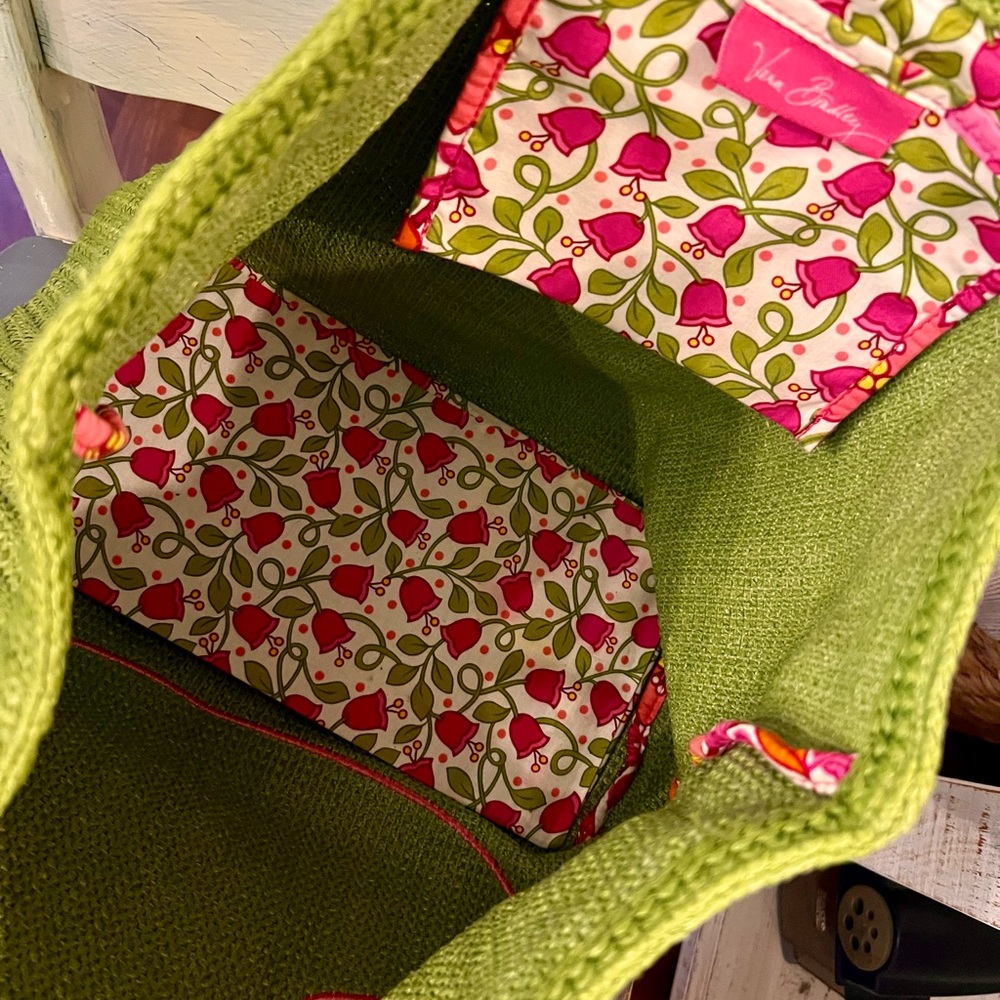 Vera Bradley Lilli Bell Seashore 
Straw Tote (Retired Tote) - Picture 6 of 11